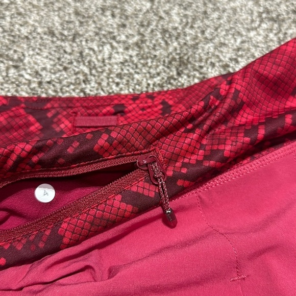 Lululemon Pace Rival skirt skort women’s size 4 - Picture 7 of 7